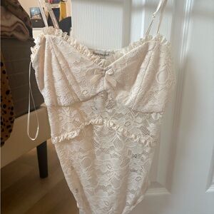 Francesca's Collections Cream Lace Chemise